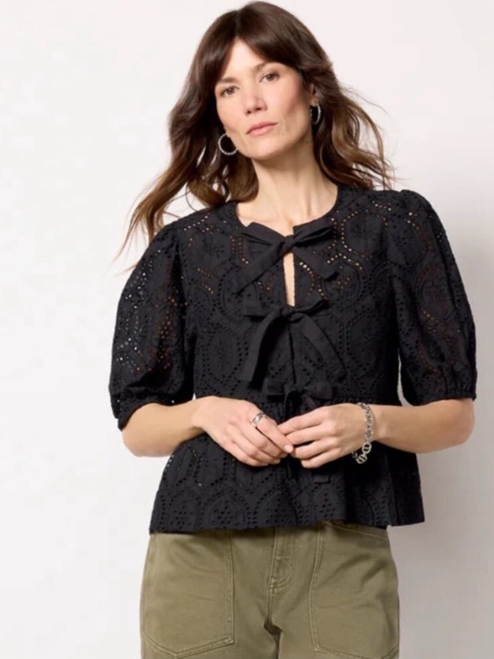 Evereve Elsie Eyelet Blouse